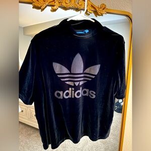 Adidas Trefoil Velvet Black Top 🌟